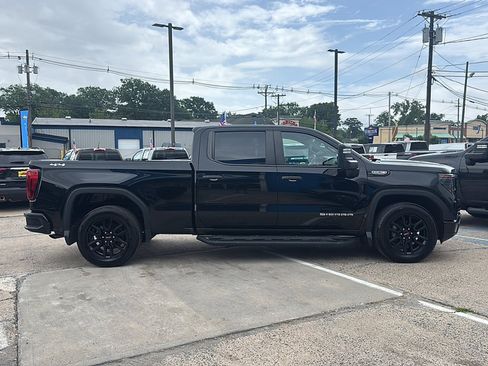 Certified 2023 GMC Sierra 1500 Pro w/ Graphite Edition AWD/4WD image 9