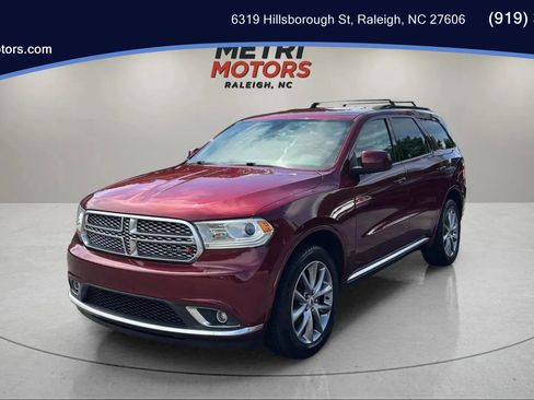 Used 2019 Dodge Durango SXT image 1