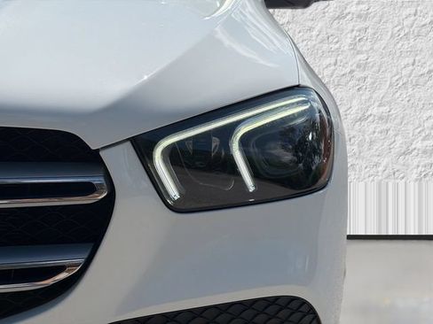 Used 2022 Mercedes-Benz GLE 350 4MATIC w/ Premium Package image 9