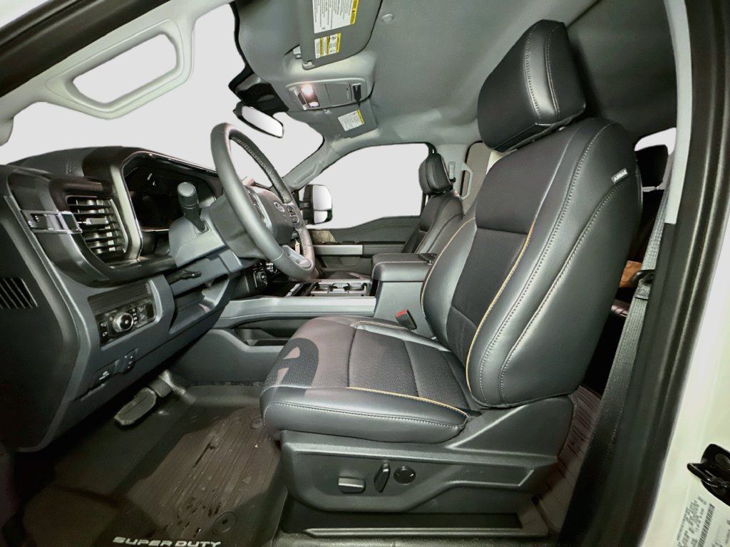 New 2026 Ford F450 Lariat AWD/4WD image 16