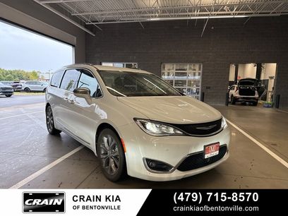 Used 2019 Chrysler Pacifica Limited