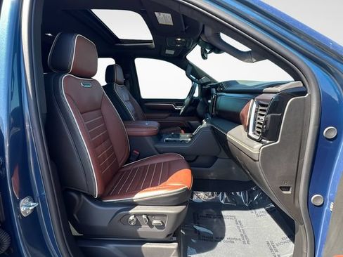 Used 2025 GMC Sierra 2500 Denali Ultimate AWD/4WD image 27