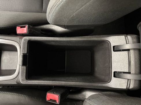 Used 2019 Chevrolet Cruze LT image 49