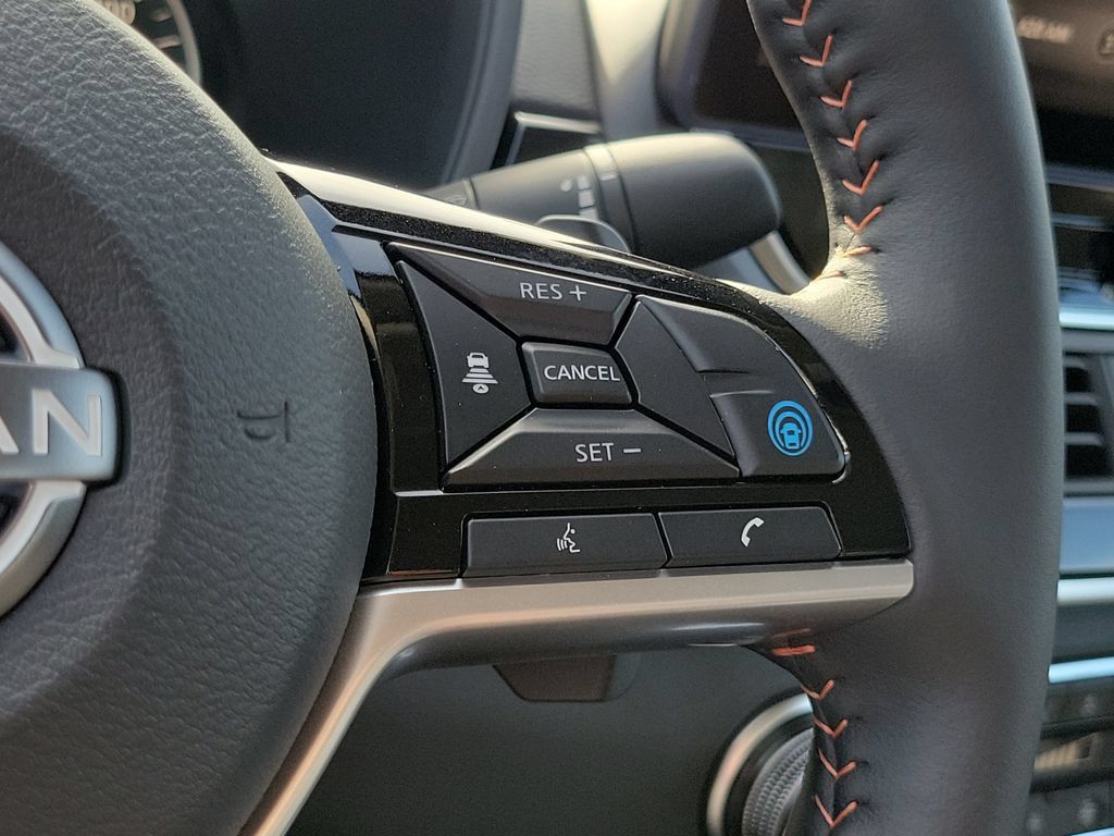 New 2026 Nissan Altima 2.5 SR w/ SR Premium Package FWD image 32
