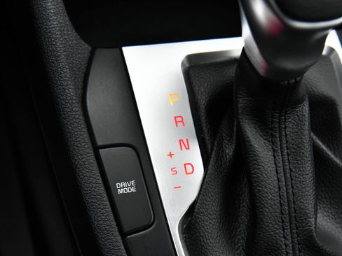 Used 2024 Kia Forte LXS image 22