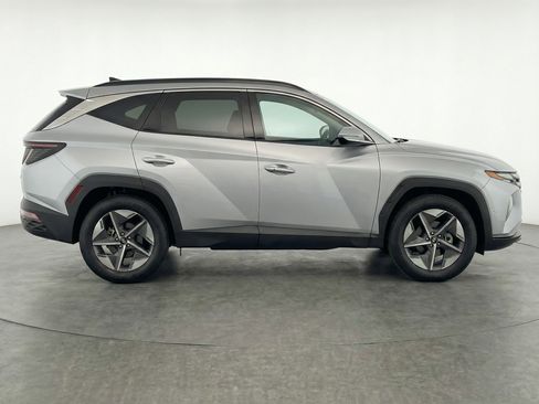 Used 2025 Hyundai Tucson SEL image 11