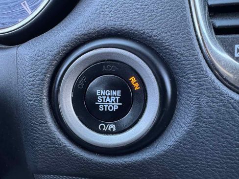 Used 2019 Dodge Durango GT image 31