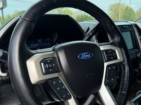 Used 2019 Ford F250 Lariat w/ Lariat Ultimate Package AWD/4WD image 22