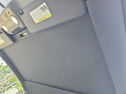 Used 2012 Volkswagen Eos Lux image 29