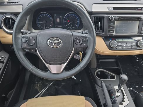 Used 2017 Toyota RAV4 XLE w/ Plus Special Value Package AWD/4WD image 11