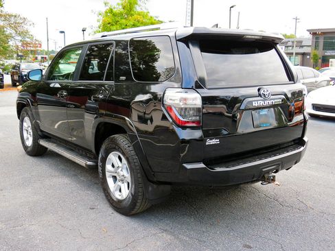 Used 2015 Toyota 4Runner SR5 image 9
