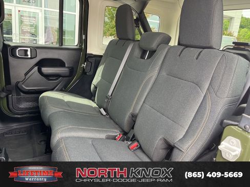 Used 2024 Jeep Wrangler Unlimited Sport AWD/4WD image 13