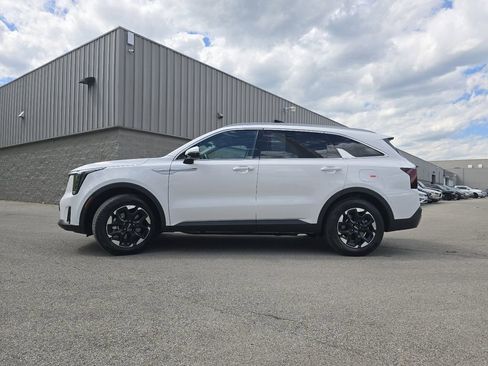 Used 2026 Kia Sorento S w/ S Panoramic Sunroof Package FWD image 13