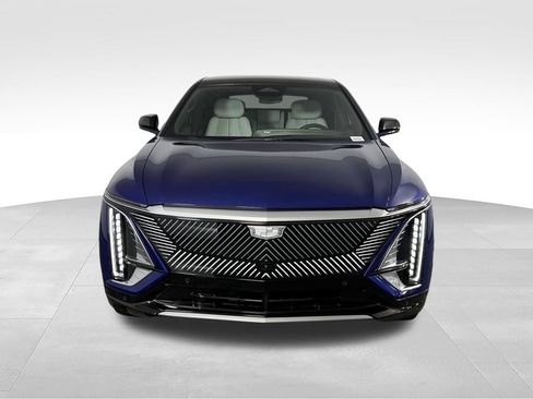 Used 2024 Cadillac Lyriq Luxury RWD image 10