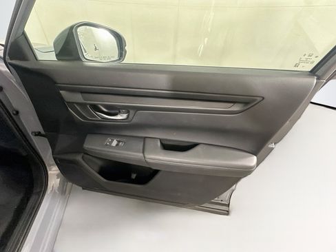 Used 2025 Honda CR-V LX image 30