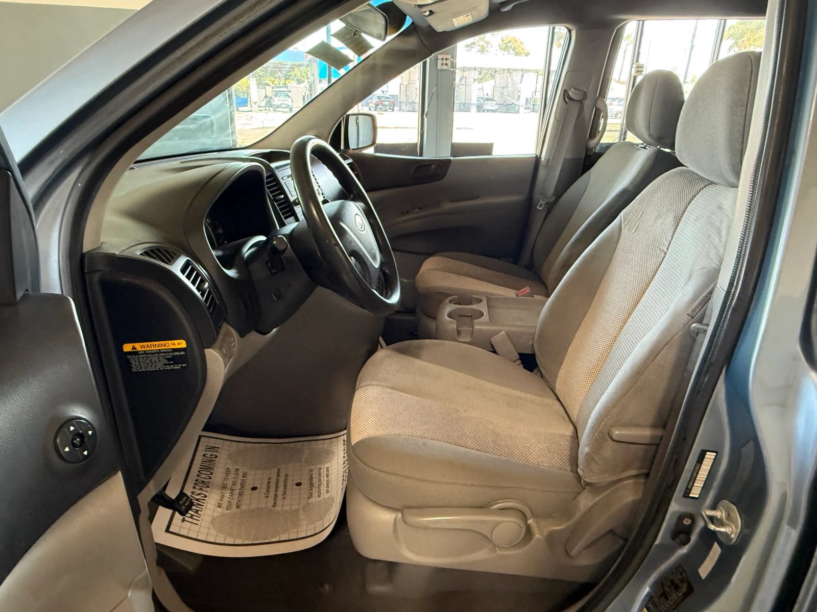 Used 2010 Kia Sedona FWD image 8