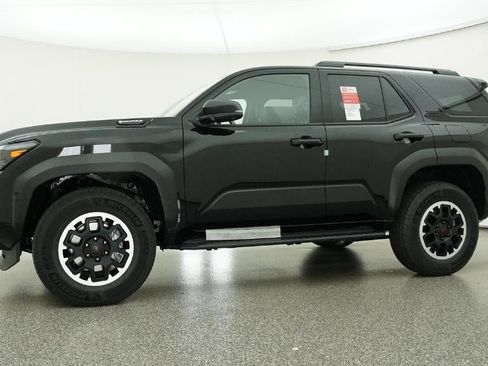 New 2026 Toyota 4Runner TRD Off-Road Premium AWD/4WD image 18