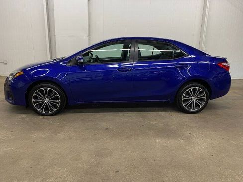 Used 2015 Toyota Corolla S FWD image 2