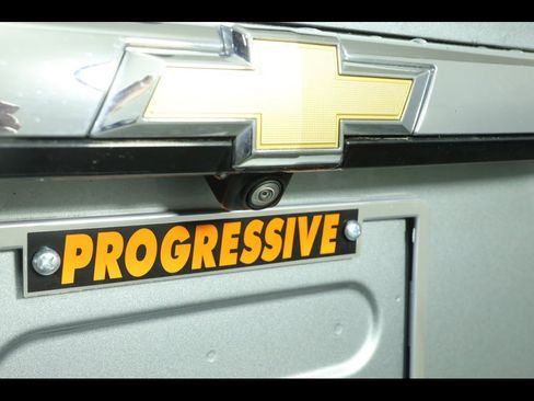 Used 2023 Chevrolet Traverse LT image 20