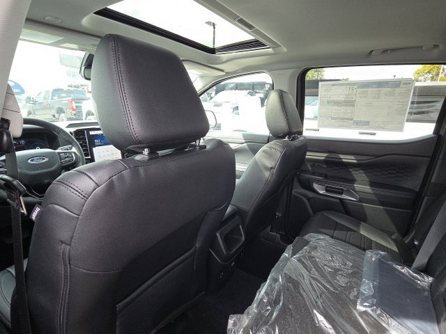 New 2026 Ford Ranger Lariat w/ Black Appearance Package AWD/4WD image 42