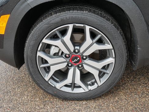 Used 2023 Kia Seltos SX w/ SX Sunroof Package image 15