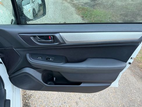 Used 2017 Subaru Legacy 2.5i w/ Alloy Wheel Package image 17