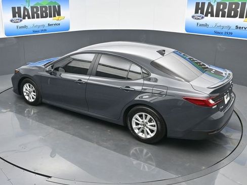 Used 2025 Toyota Camry LE image 22