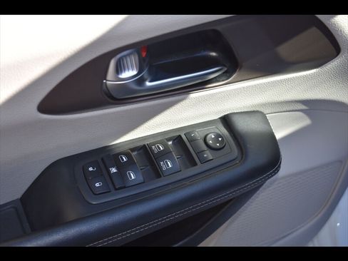 Used 2022 Chrysler Voyager LX w/ Fleet Security Group FWD image 19