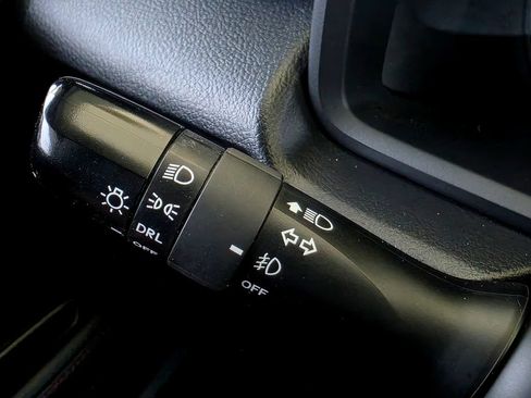 Used 2021 Toyota 4Runner TRD Off-Road Premium w/ Moonroof Package AWD/4WD image 27