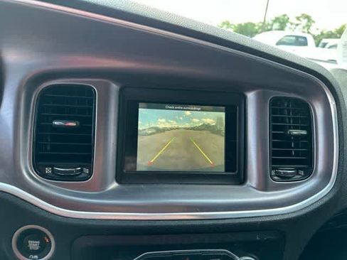 Used 2021 Dodge Charger SXT w/ Blacktop Package RWD image 8