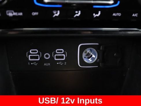 Used 2025 Jeep Grand Cherokee Laredo w/ Trailer Tow Package AWD/4WD image 5