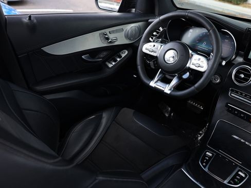 Used 2020 Mercedes-Benz GLC 63 AMG 4MATIC image 25