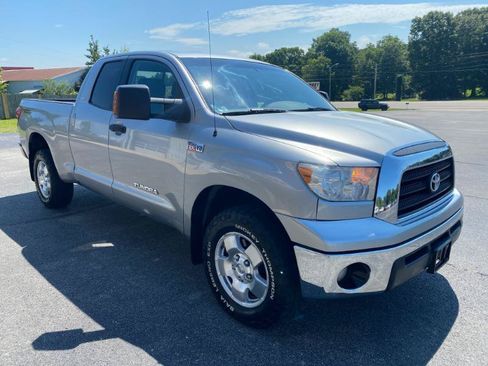 Used 2008 Toyota Tundra SR5 AWD/4WD image 4