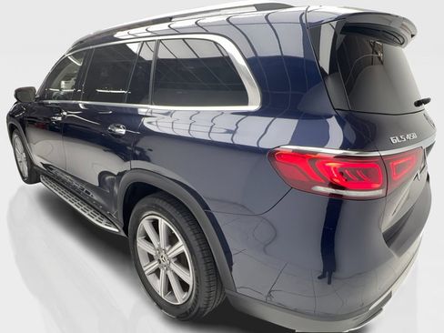 Used 2021 Mercedes-Benz GLS 450 4MATIC image 10