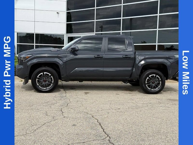 Used 2024 Toyota Tacoma TRD Sport AWD/4WD image 6