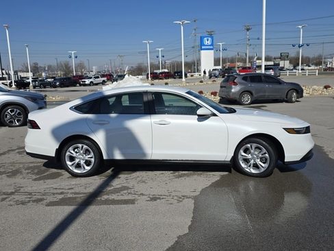 New 2026 Honda Accord LX image 13