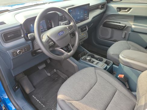 Used 2025 Ford Maverick XLT w/ XLT Luxury Package AWD/4WD image 18