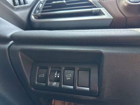 Used 2022 Subaru Outback Touring XT image 59