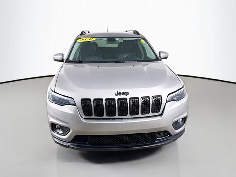 Used 2020 Jeep Cherokee Altitude image 2