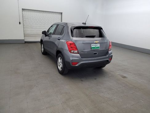 Used 2020 Chevrolet Trax LS w/ Tint and Cruise Package AWD/4WD image 5