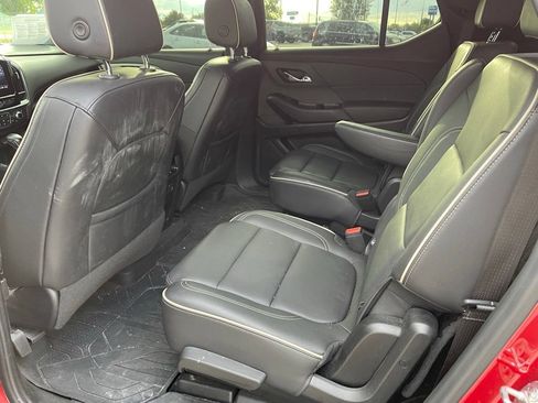 Used 2022 Chevrolet Traverse Premier w/ Redline Edition AWD/4WD image 6