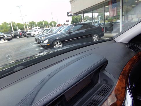 Used 2013 Mercedes-Benz S 550 4MATIC image 54