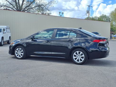 Used 2024 Toyota Corolla LE FWD image 17