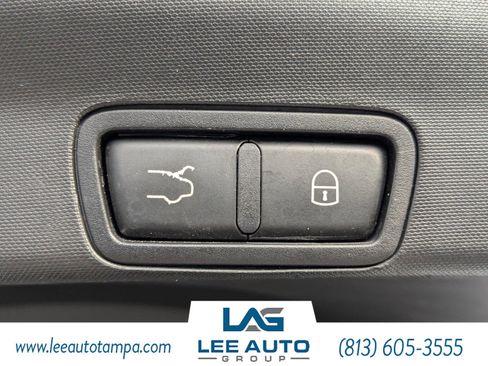 Used 2019 Alfa Romeo Stelvio Ti w/ Nero Edizione image 13