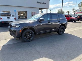 New 2026 Jeep Grand Cherokee Limited AWD/4WD video 1