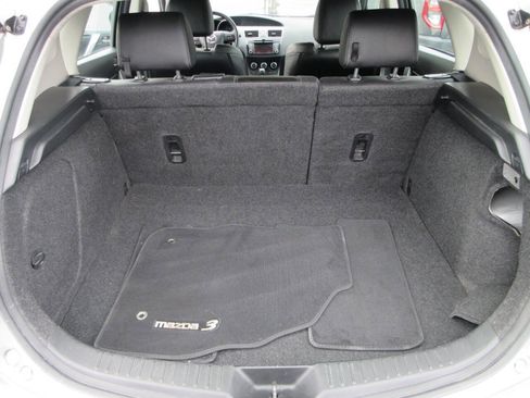 Used 2013 MAZDA MAZDA3 i Grand Touring image 29