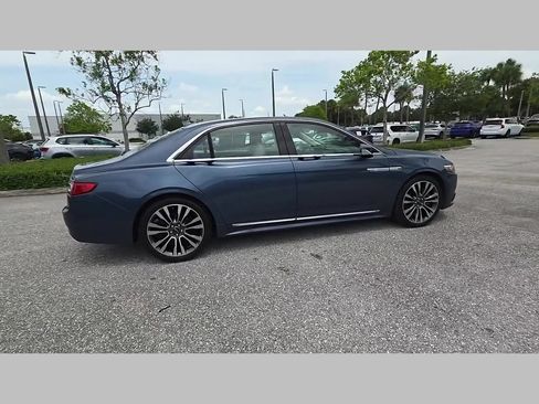 Used 2019 Lincoln Continental Select FWD image 40