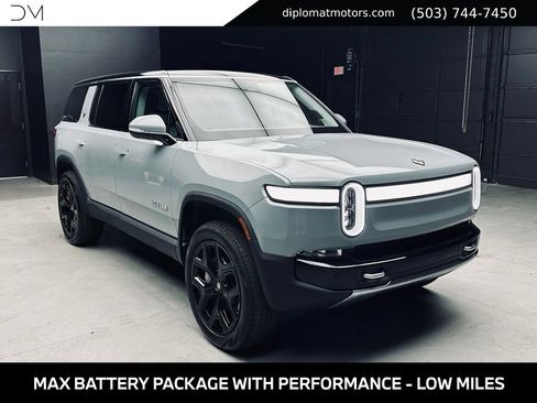 Used 2024 Rivian R1S Adventure Dual AWD/4WD image 8