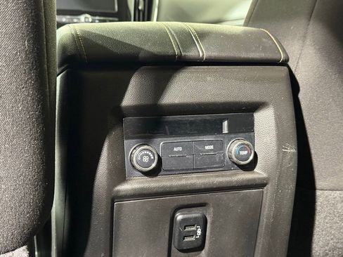 Used 2018 Chevrolet Traverse LS image 20