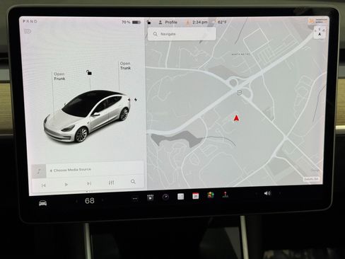 Used 2019 Tesla Model 3 Standard Range Plus image 21